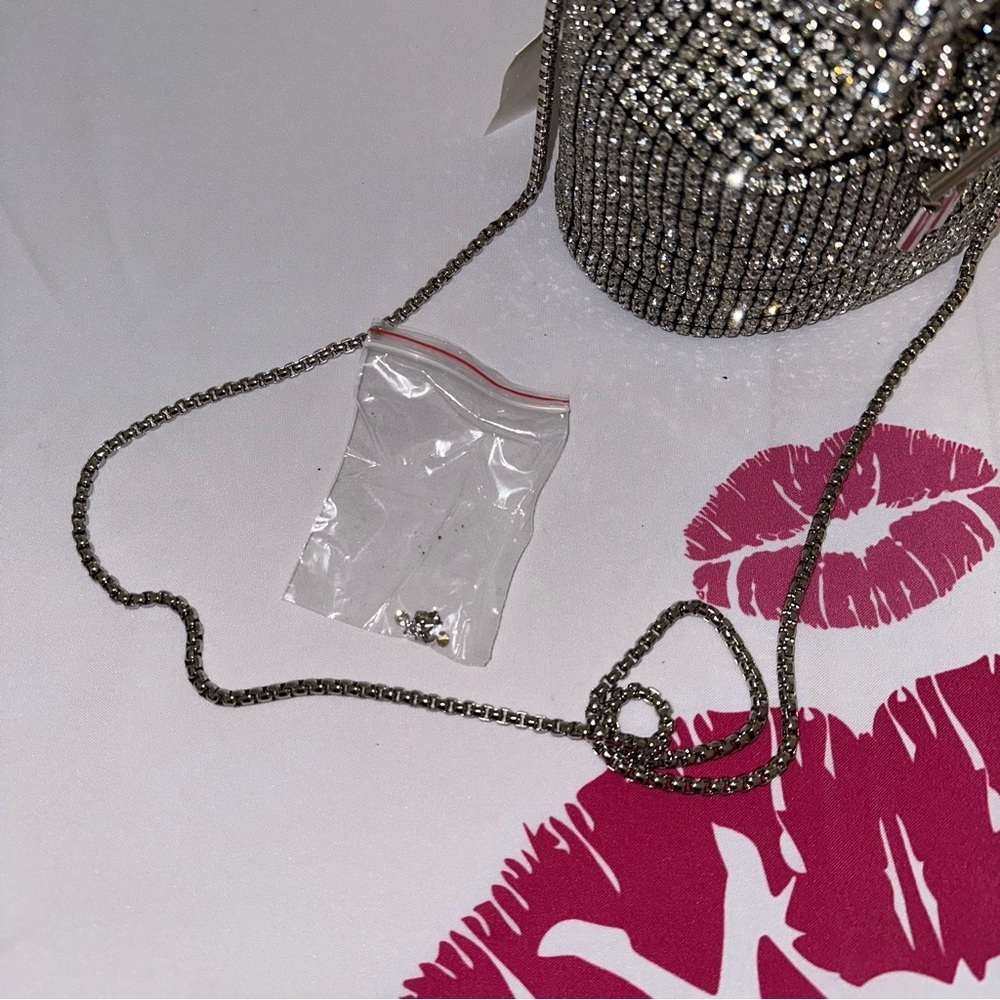 Clear Rhinestone Swing Handle Drawstring Tassel Closure Bucket Bag - Picture 10 of 11